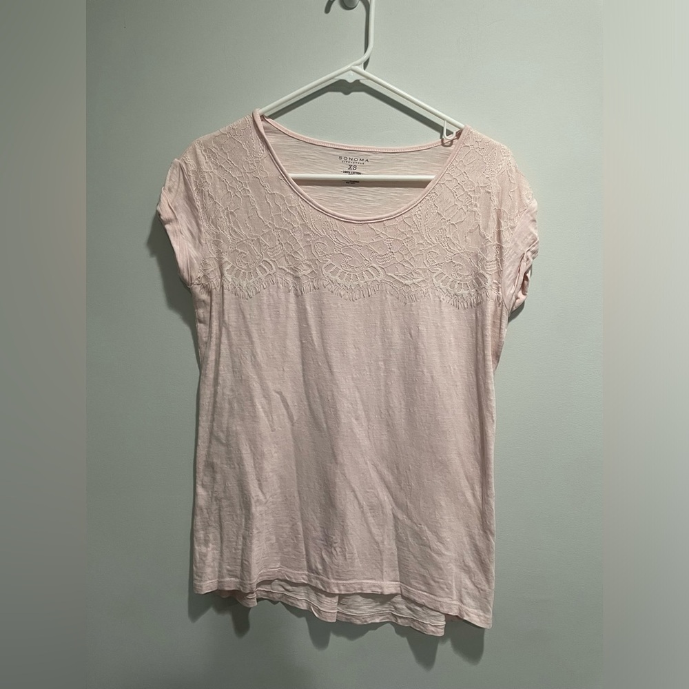 {Sonoma} light pink short sleeve t shirt with lace detail overlay womens size XS